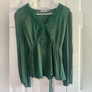 Green longe sleeve blouse